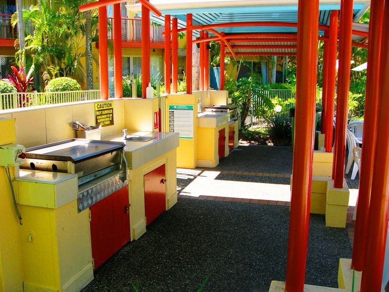 88/2320 Gold Coast Highway,, Mermaid Beach QLD 4218