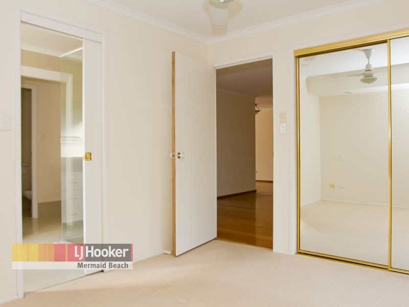13 Toorak Park Avenue, Mermaid Waters QLD 4218