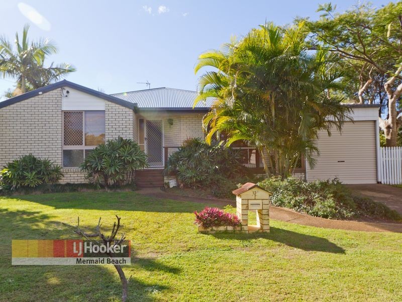 13 Toorak Park Avenue, Mermaid Waters QLD 4218