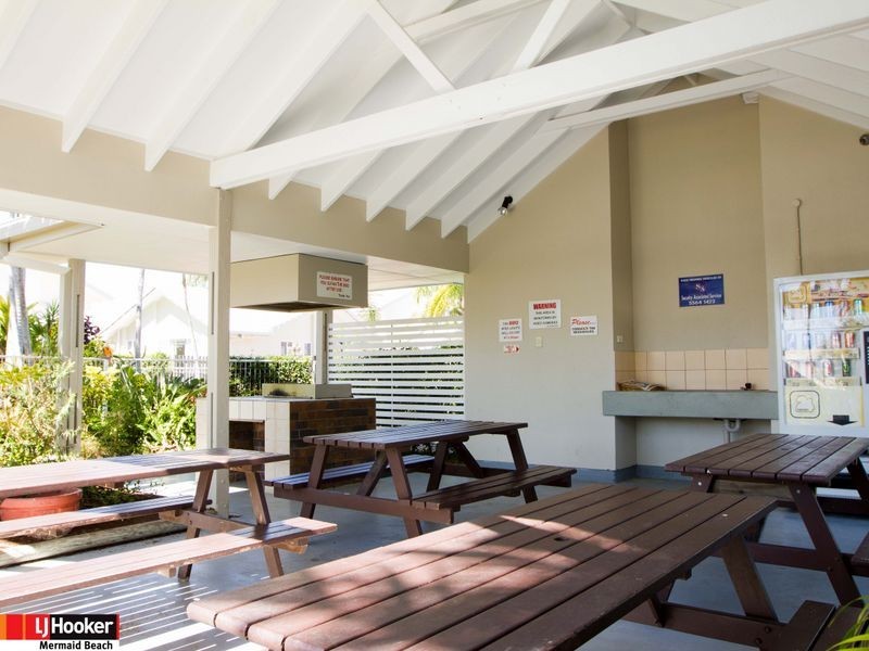 64/300 Cottesloe Drive, Mermaid Waters QLD 4218