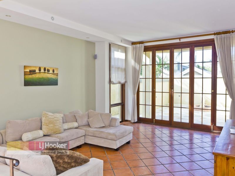 1/47 Seagull Avenue, Mermaid Beach QLD 4218