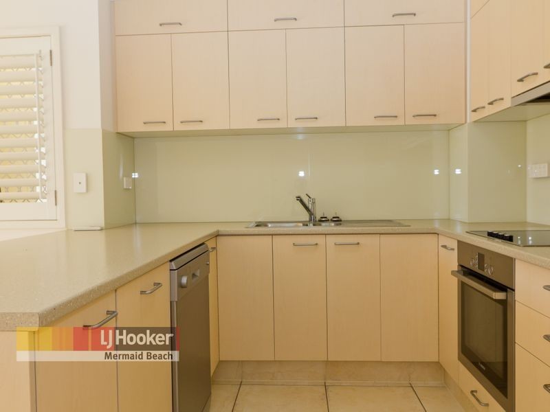 1/6 Venice Street, Mermaid Beach QLD 4218
