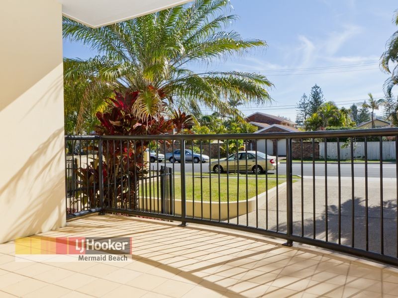 1/6 Venice Street, Mermaid Beach QLD 4218
