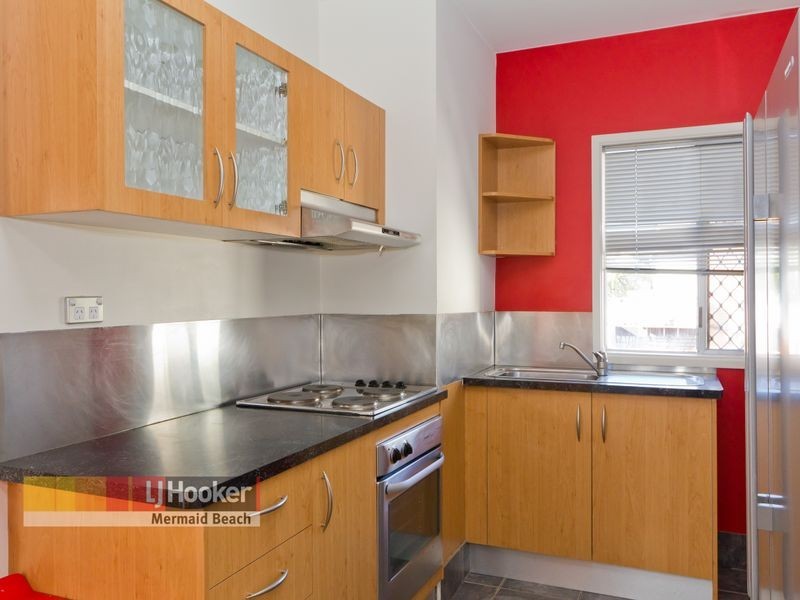 Unit 4/99 Seagull Ave, Mermaid Beach QLD 4218