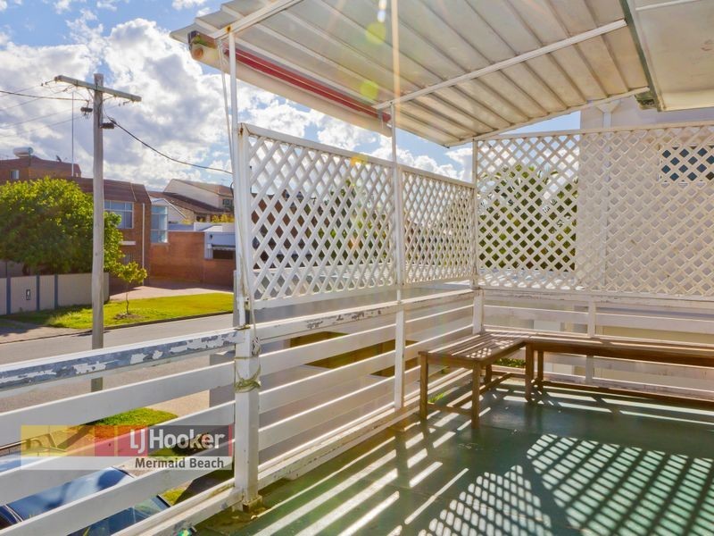 Unit 4/99 Seagull Ave, Mermaid Beach QLD 4218