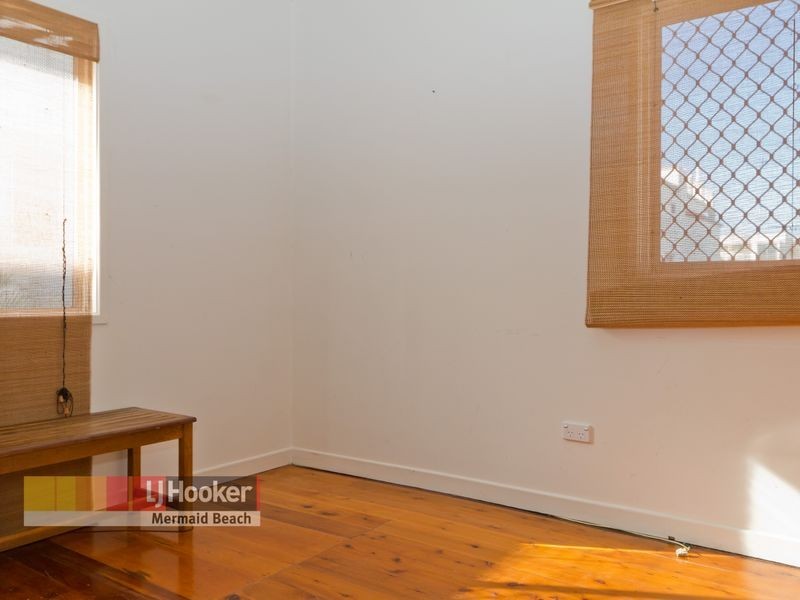 Unit 4/99 Seagull Ave, Mermaid Beach QLD 4218