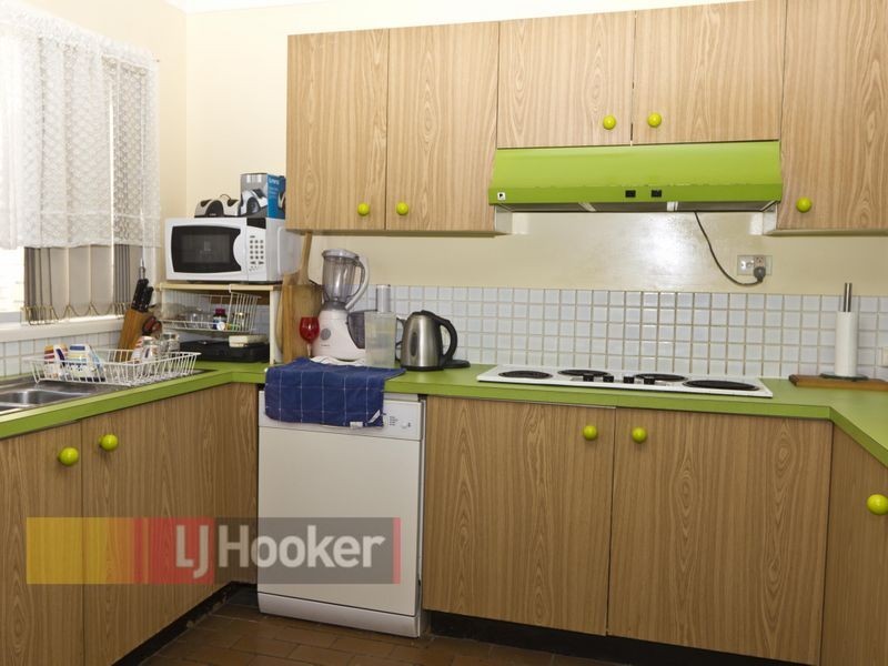 2/20 Aquila Court, Mermaid Waters QLD 4218