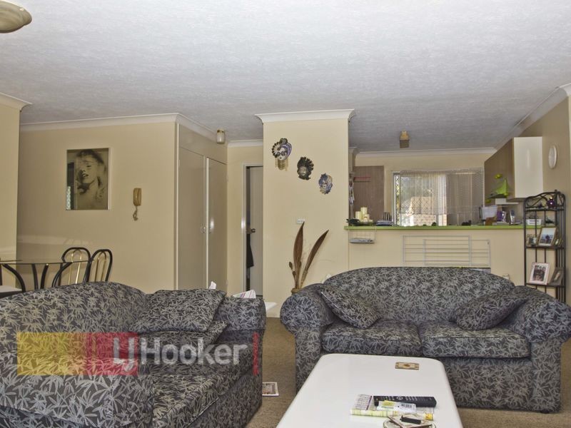 2/20 Aquila Court, Mermaid Waters QLD 4218