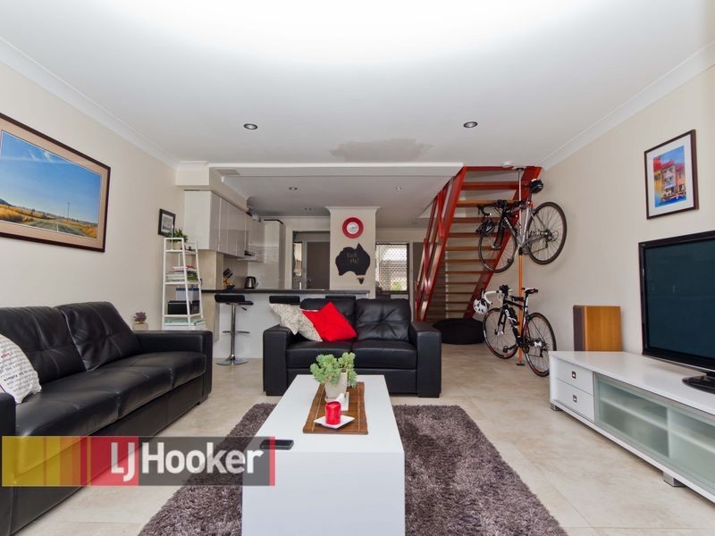6/17 Aquila Court, Mermaid Waters QLD 4218