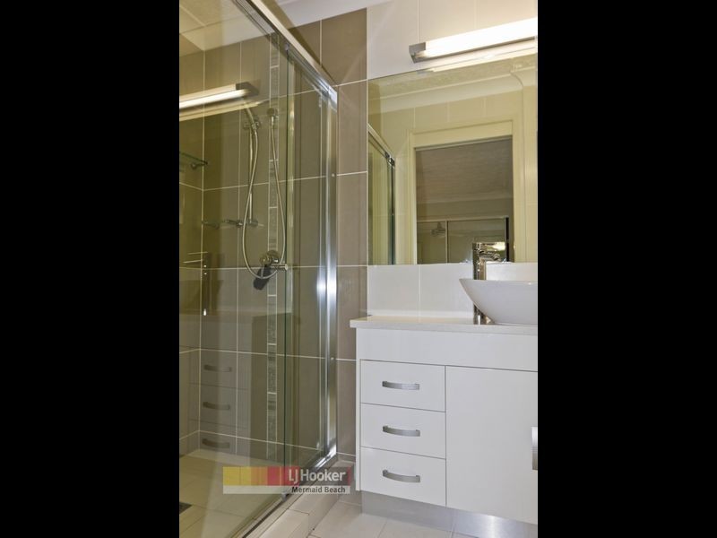 3/35 Sunbrite Avenue, Mermaid Beach QLD 4218