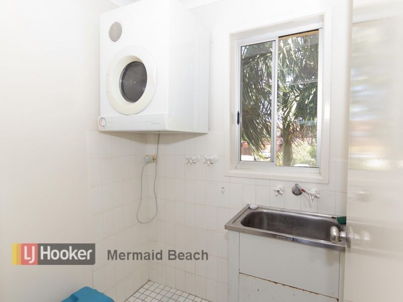 8/20 Aquila Court, Mermaid Waters QLD 4218