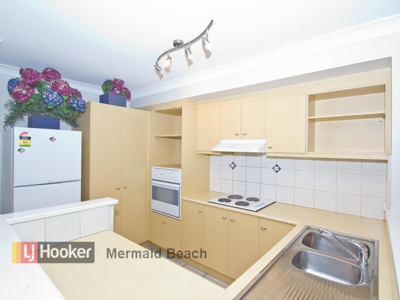 65/215 Cottesloe Drive, Mermaid Waters QLD 4218