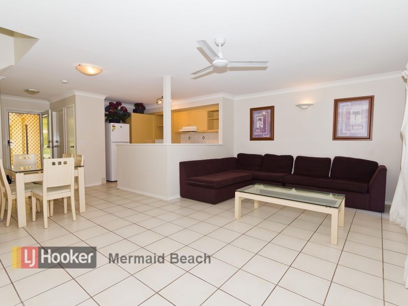 65/215 Cottesloe Drive, Mermaid Waters QLD 4218