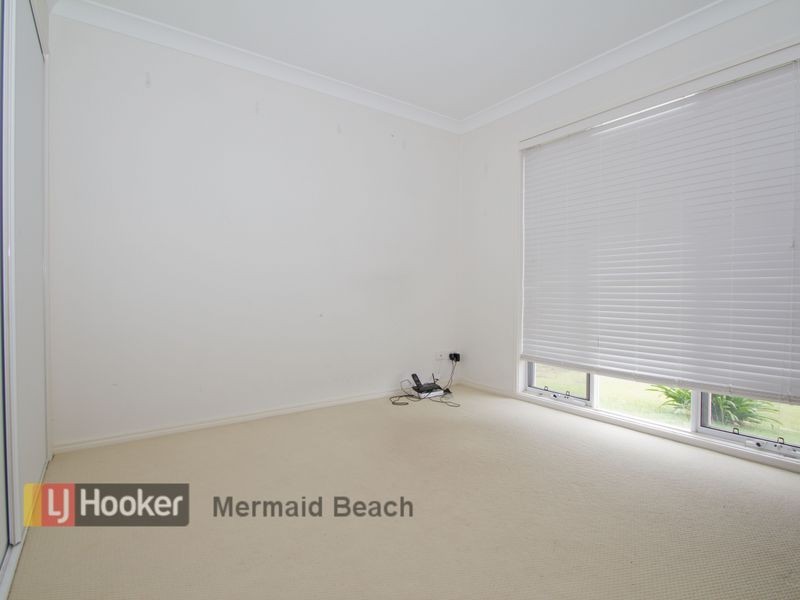 10 Ainslie Street, Pacific Pines QLD 4211