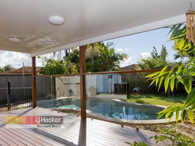 13 Toorak Park Avenue, Mermaid Waters QLD 4218