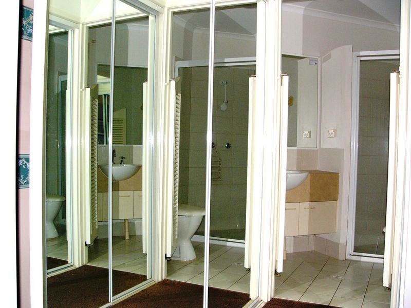 60/2320 Gold Coast Highway, Mermaid Beach QLD 4218