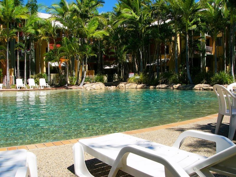 67/2320 Gold Coast Highway, Mermaid Beach QLD 4218