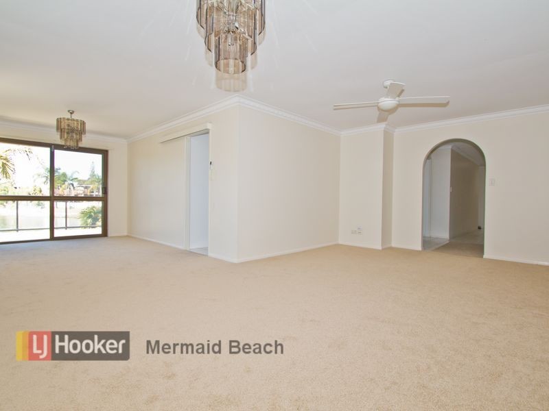 35 Cadence Avenue, Mermaid Waters QLD 4218