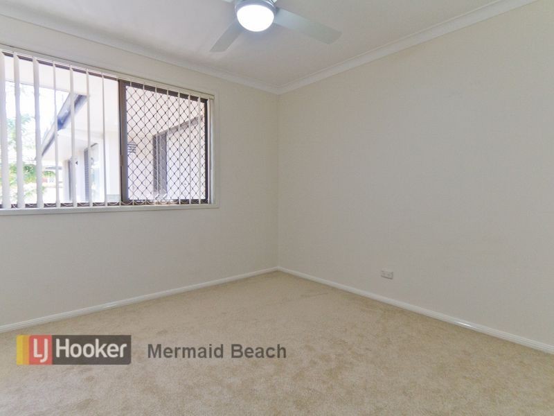 35 Cadence Avenue, Mermaid Waters QLD 4218