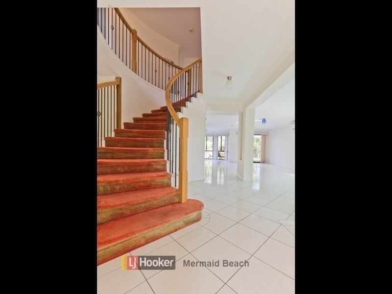 40 Karbunya Street, Mermaid Waters QLD 4218