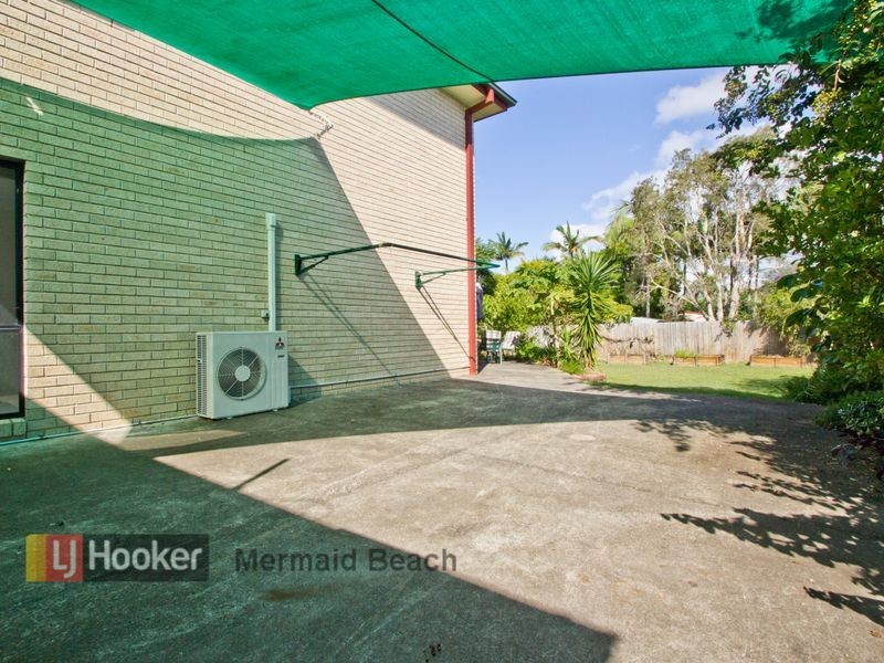 40 Karbunya Street, Mermaid Waters QLD 4218
