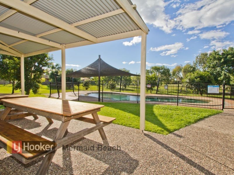 5/5 Greenlands Drive, Varsity Lakes QLD 4227