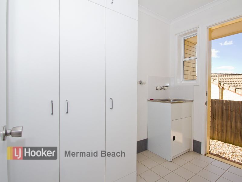 5/5 Greenlands Drive, Varsity Lakes QLD 4227