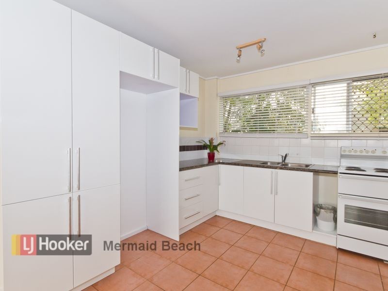 3/3 Miami Key, Broadbeach Waters QLD 4218