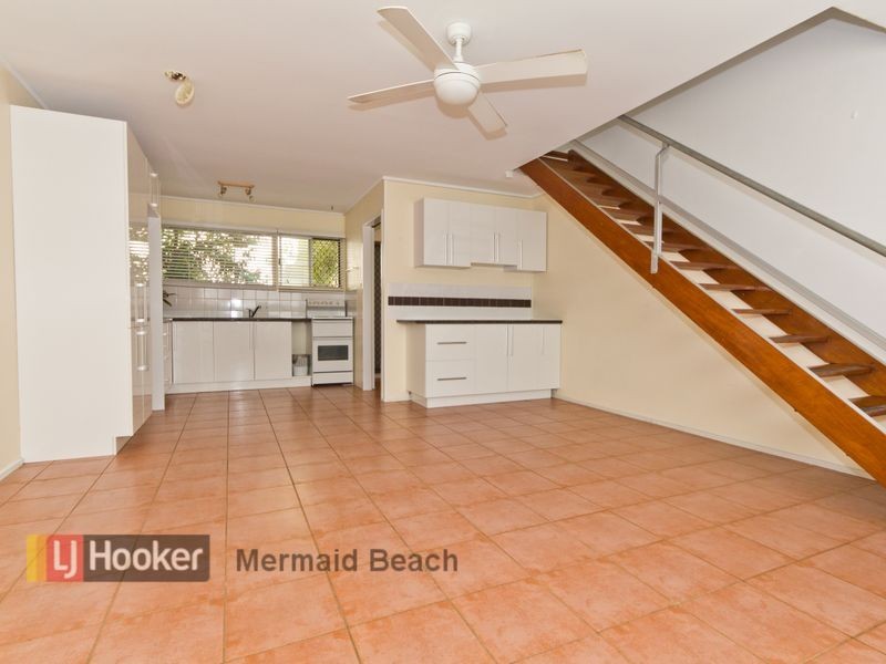 3/3 Miami Key, Broadbeach Waters QLD 4218