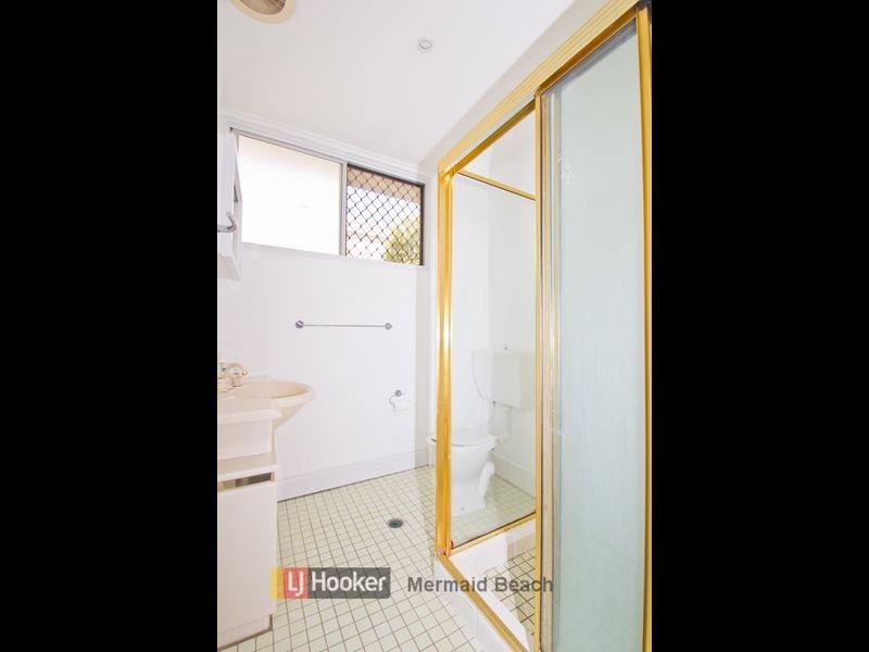 3/3 Miami Key, Broadbeach Waters QLD 4218