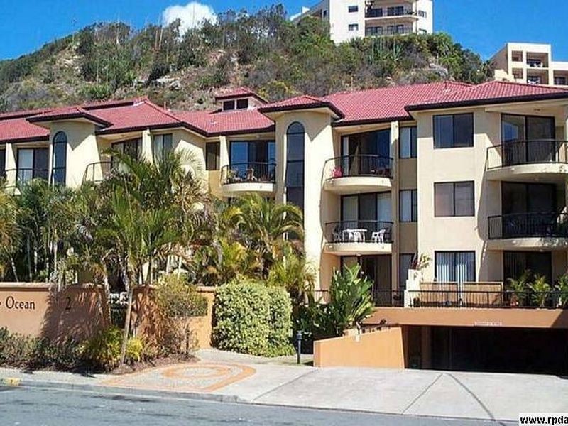 18/2 Fraser Avenue, Miami QLD 4220