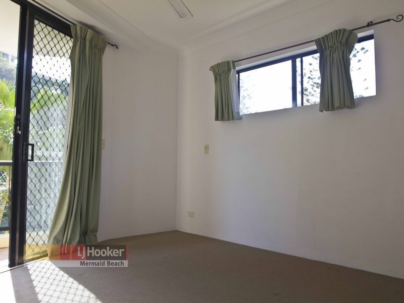 18/2 Fraser Avenue, Miami QLD 4220