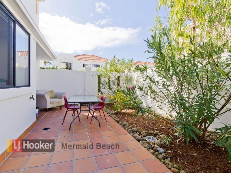 1904/2214 Gold Coast Highway, Mermaid Beach QLD 4218