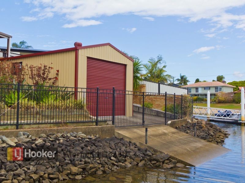 26 Huon Street, Broadbeach Waters QLD 4218