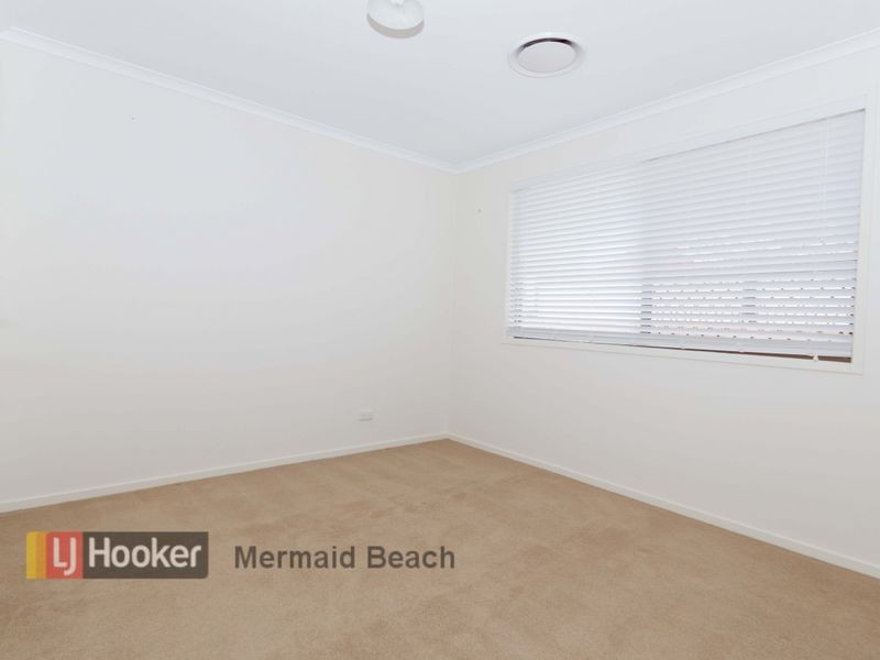 26 Huon Street, Broadbeach Waters QLD 4218