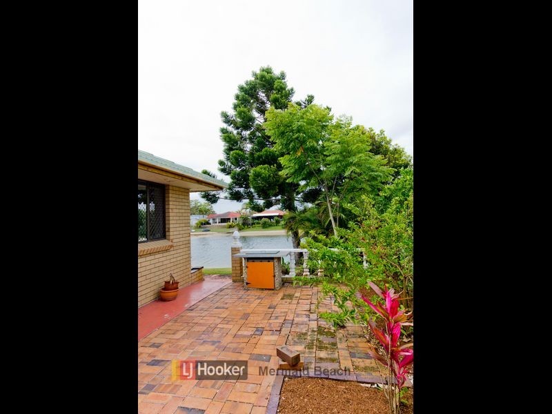 4 Tequila Court, Mermaid Waters QLD 4218