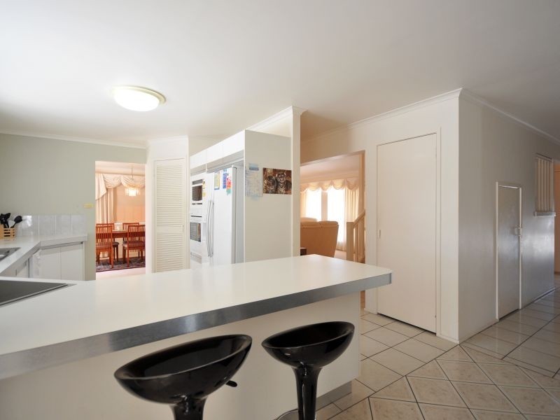 265 Rio Vista Boulevard, Mermaid Waters QLD 4218