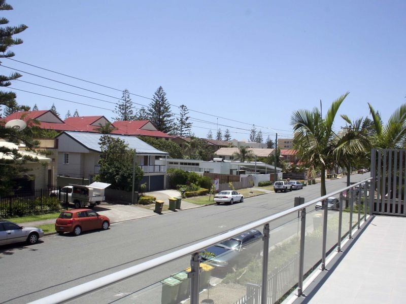 3/2485 Gold Coast Highway, Mermaid Beach QLD 4218
