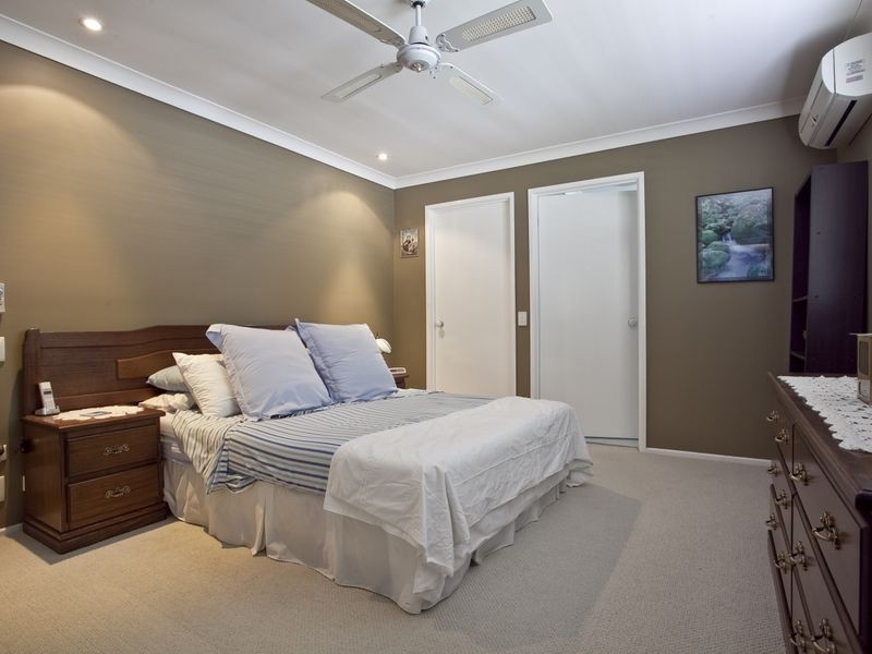 18 Wanneroo Court, Mermaid Waters QLD 4218