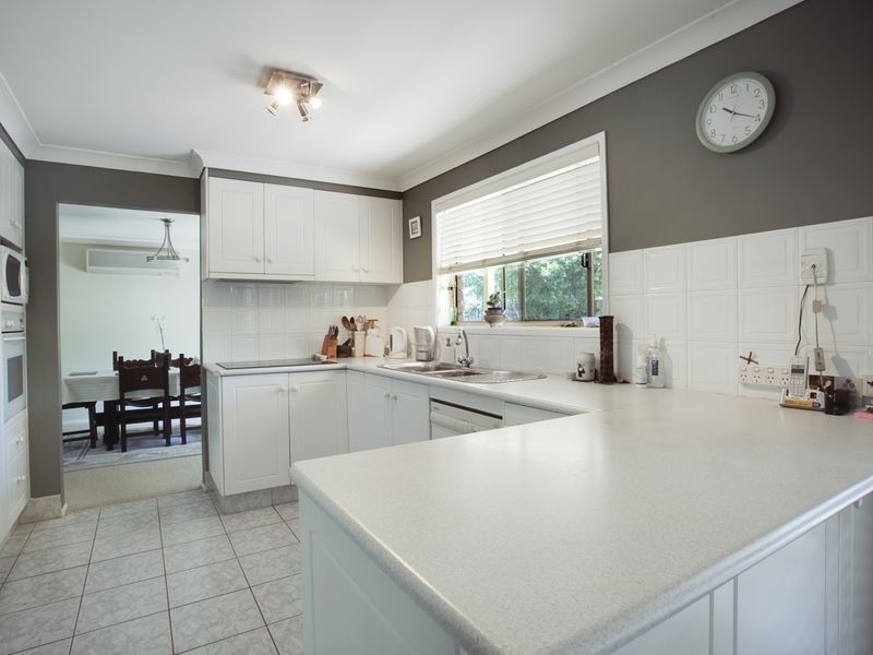 18 Wanneroo Court, Mermaid Waters QLD 4218