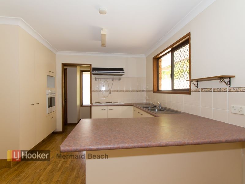 11A Lancelin Drive, Mermaid Waters QLD 4218
