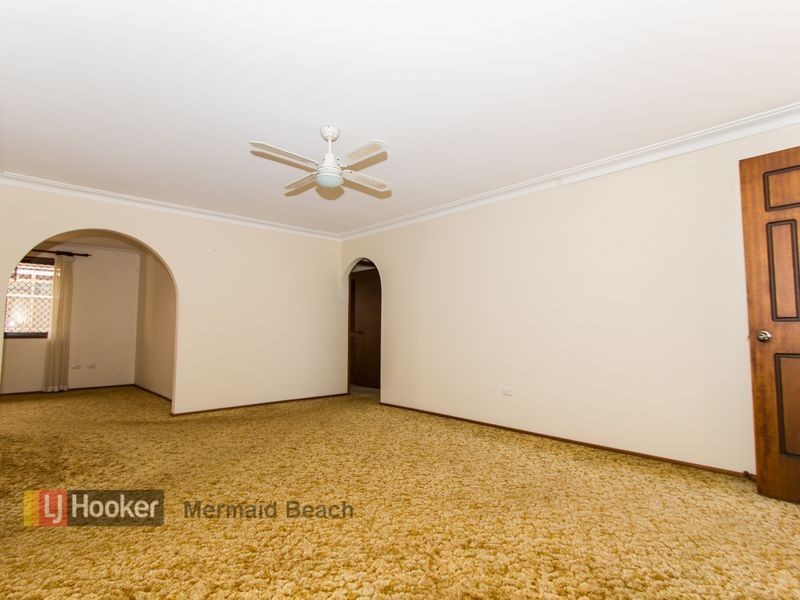 11A Lancelin Drive, Mermaid Waters QLD 4218