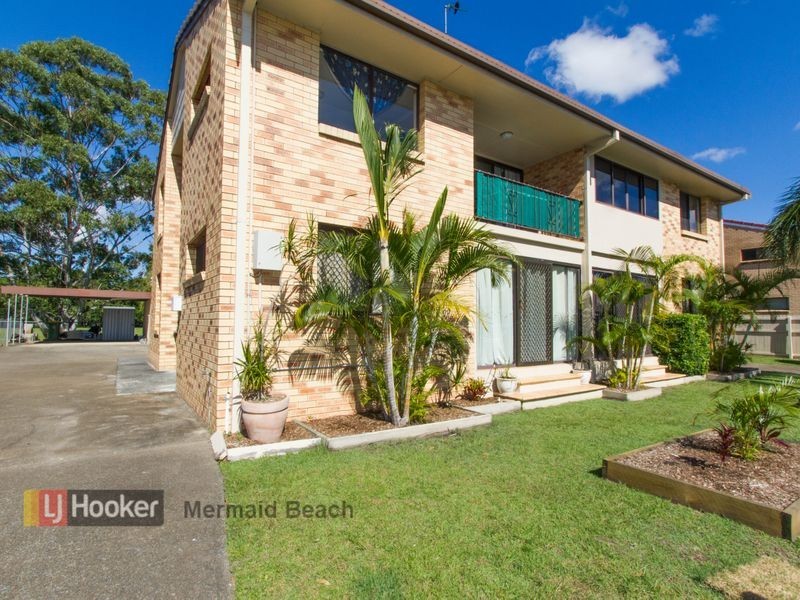 2/46 Oceanic Drive, Mermaid Waters QLD 4218