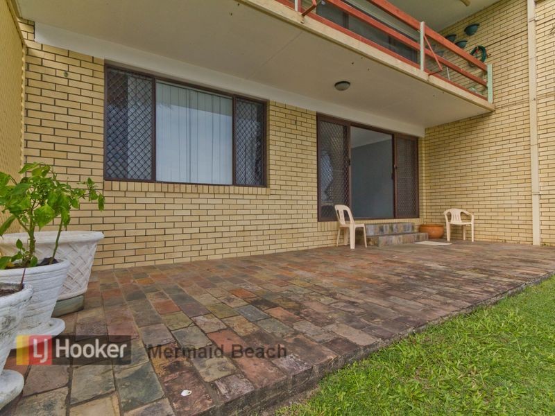 3/8 Aquila Court, Mermaid Waters QLD 4218