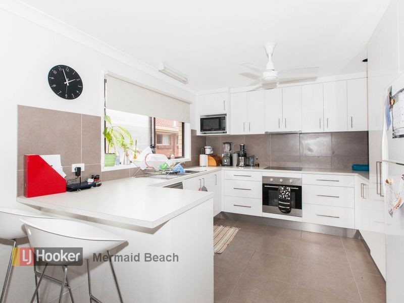 1/51 Seagull Avenue, Mermaid Beach QLD 4218