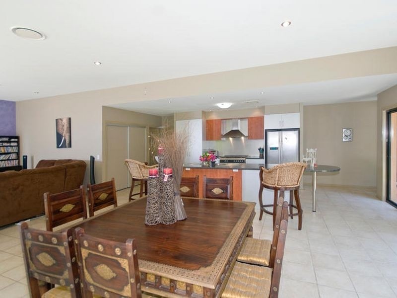 59 Crane Crescent, Nerang QLD 4211