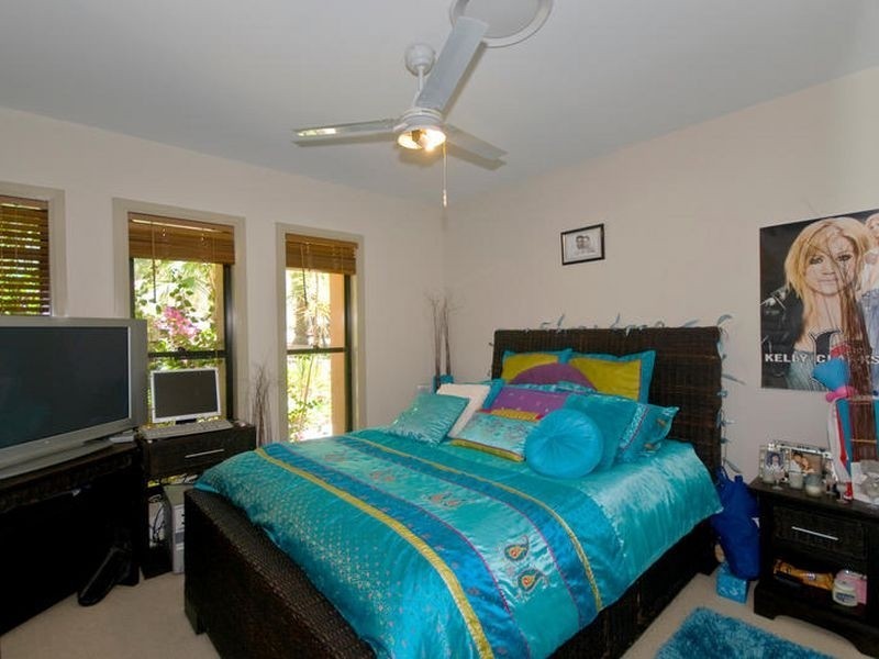 59 Crane Crescent, Nerang QLD 4211