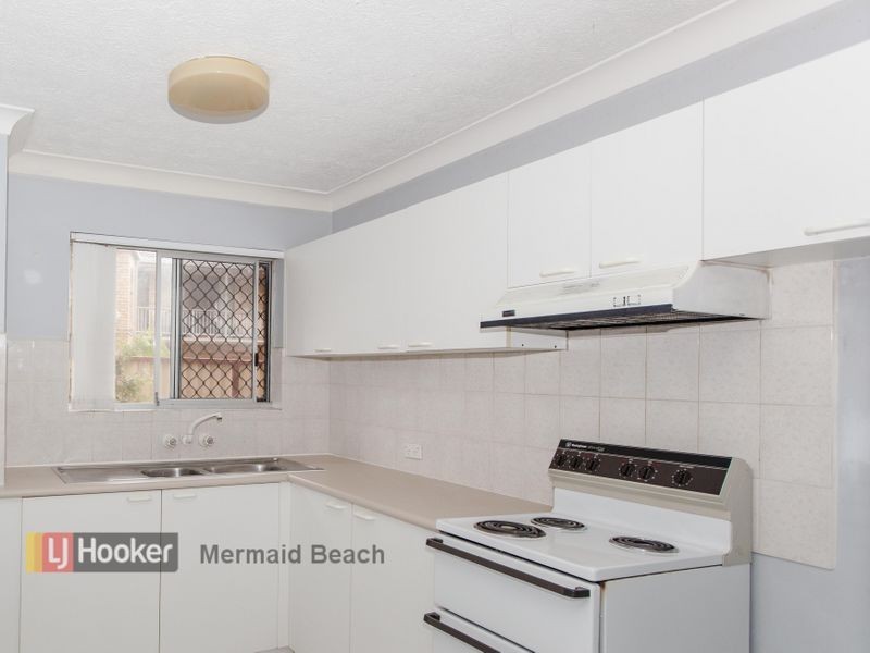 3/5 Angie Court, Mermaid Waters QLD 4218