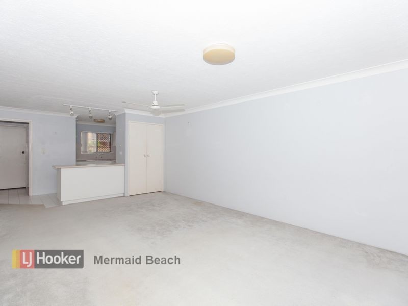 3/5 Angie Court, Mermaid Waters QLD 4218