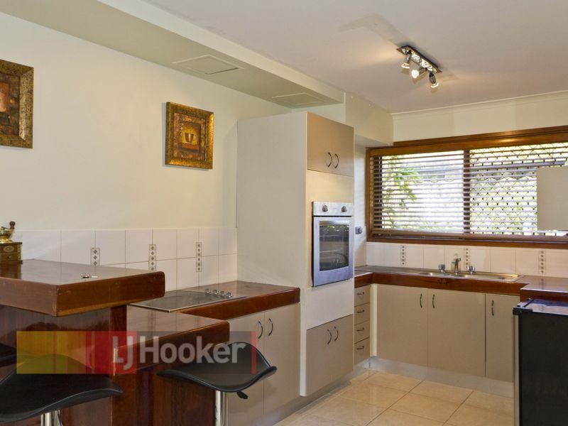 4/7 Christina Court, Mermaid Waters QLD 4218